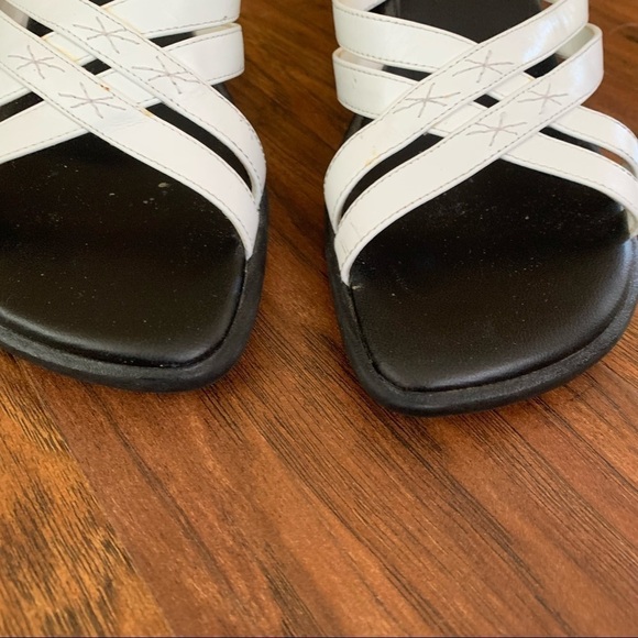 Dockers Sandals Size 7.5 - Picture 5 of 11